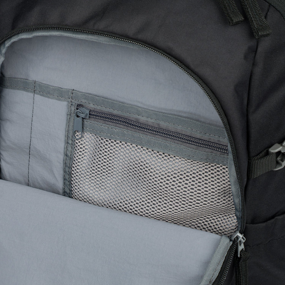 Batoh Dash Black – detail výrobku