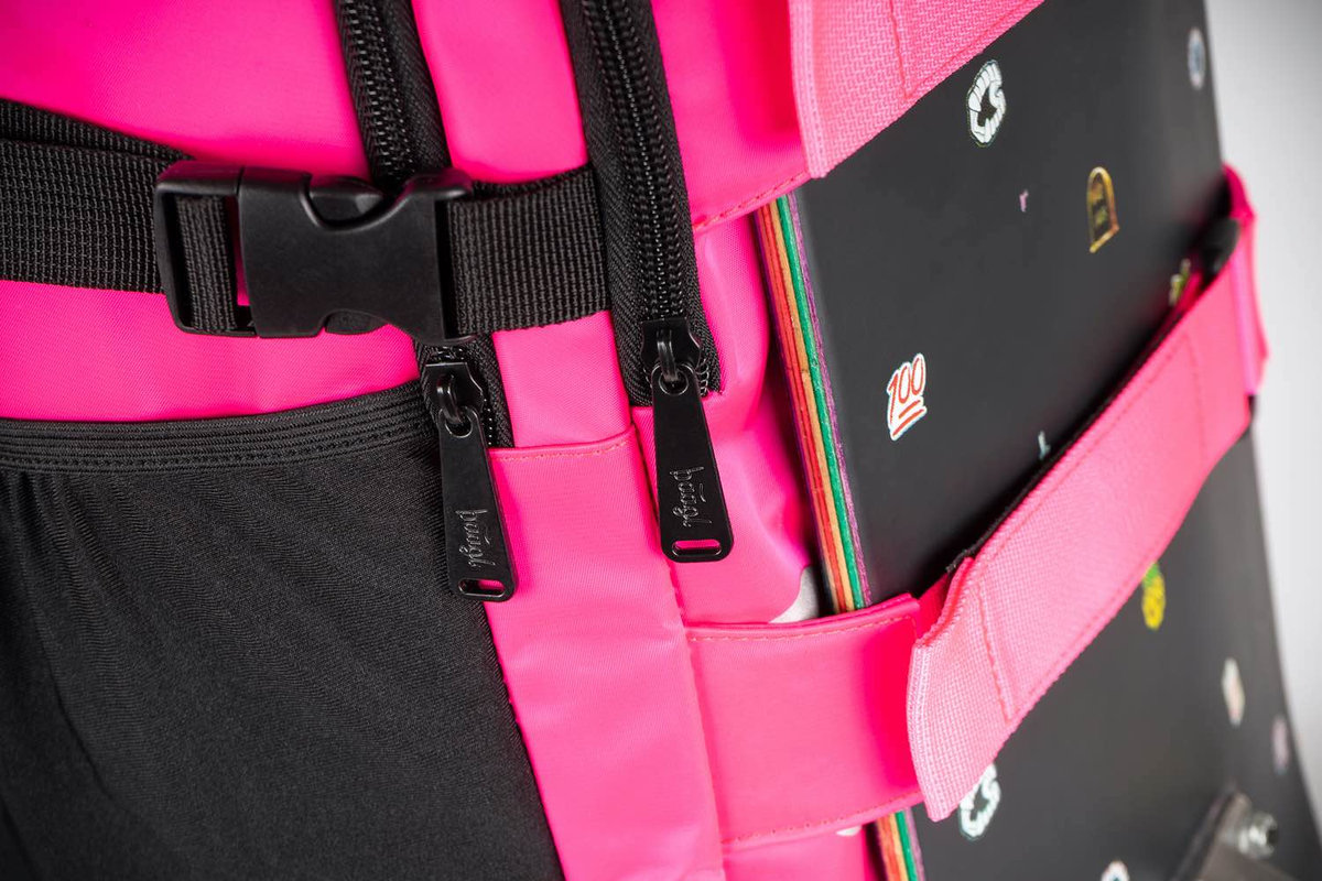 Školní batoh skate Pink – detail výrobku