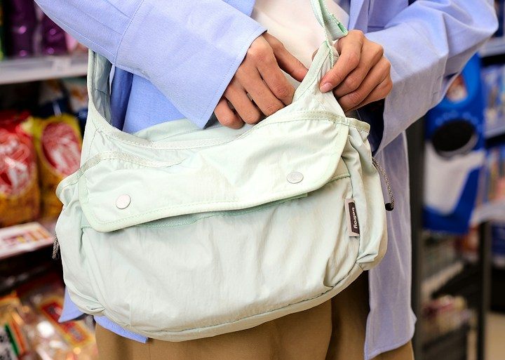 Bellroy Cinch Sling – Tvar, který doprovází tělo