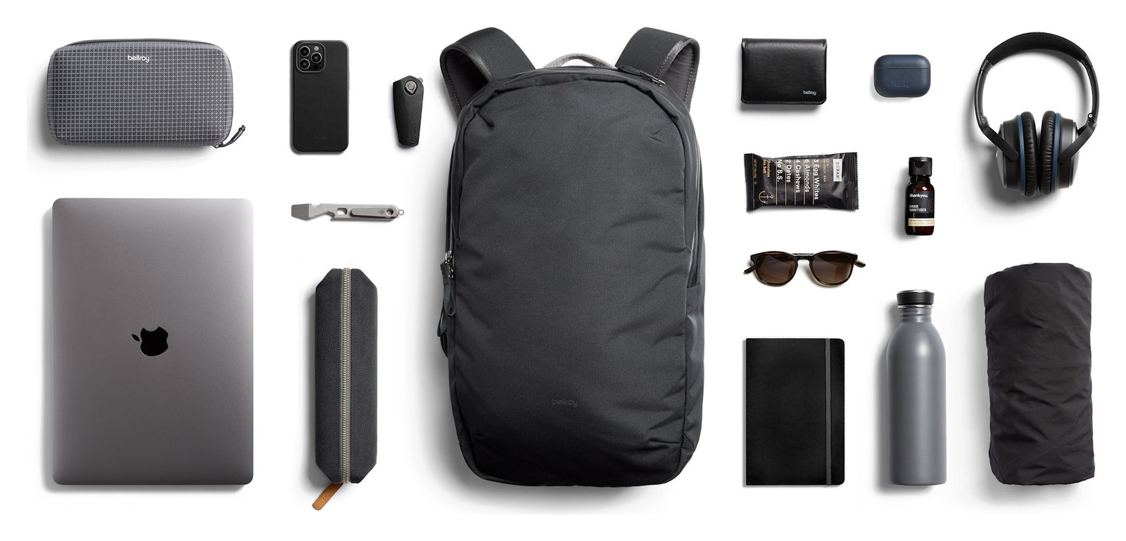 Bellroy Via Backpack 20 l – přehled rozloženého obsahu