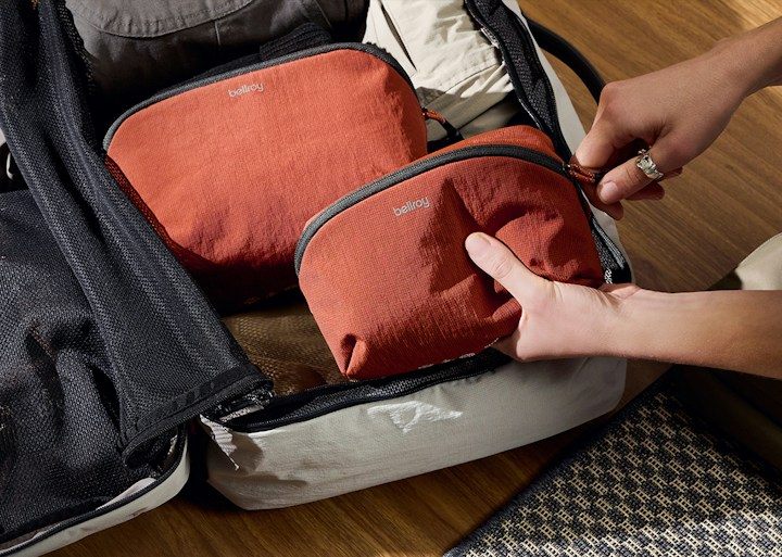 Bellroy Lite Packing Pouch 2 – Pružný tvar bez zbytečného objemu
