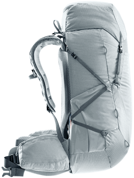 Deuter Aircontact Ultra 40+5 – Dotažení a přenos nákladu