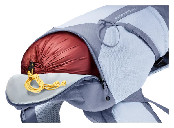 Deuter Futura Pro 30 SL – Přístup do spodního oddílu