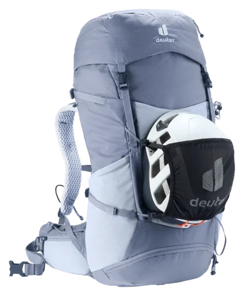 Deuter Futura Pro 34 SL – Upevnit přilbu zvenku