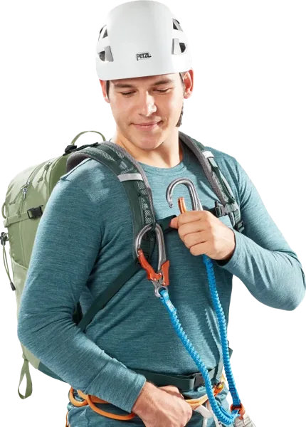 Deuter Trail 25 – Poutka pro ferratové karabiny