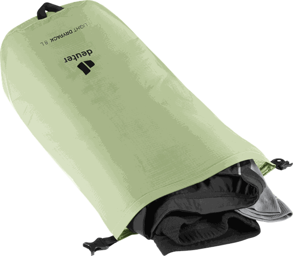 Deuter Light Drypack 8 – Rolovací uzávěr správně zavřít