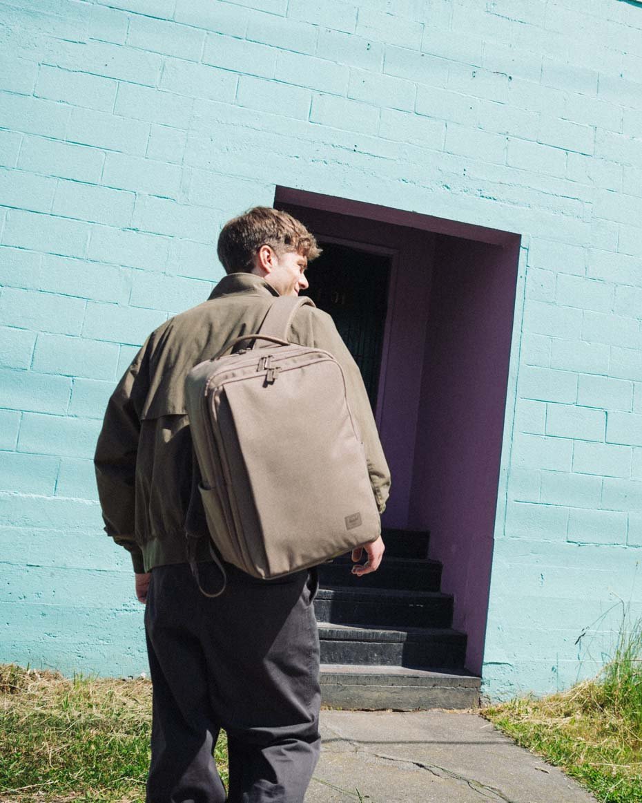 Herschel Kaslo Travel Backpack Tech – fotografie modelu