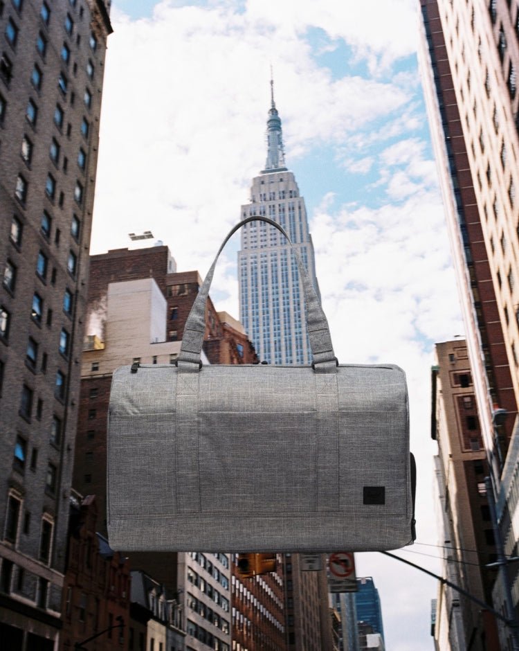 Herschel Novel Duffle Tech – fotografie modelu