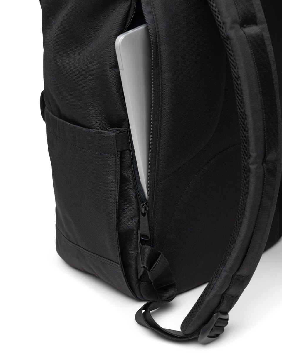Herschel Little America – Přístup z boku