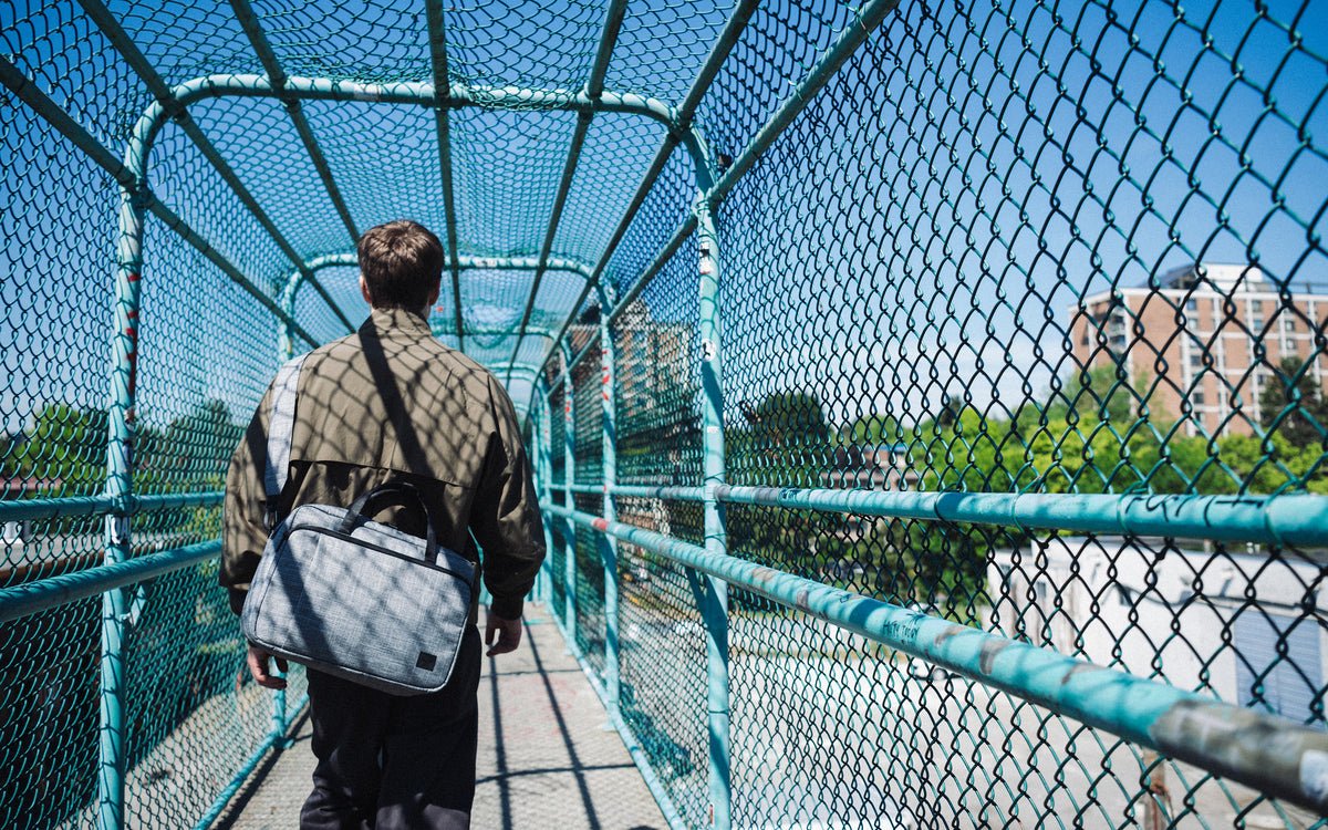 Herschel Gibson Messenger Tech v každodenním prostředí