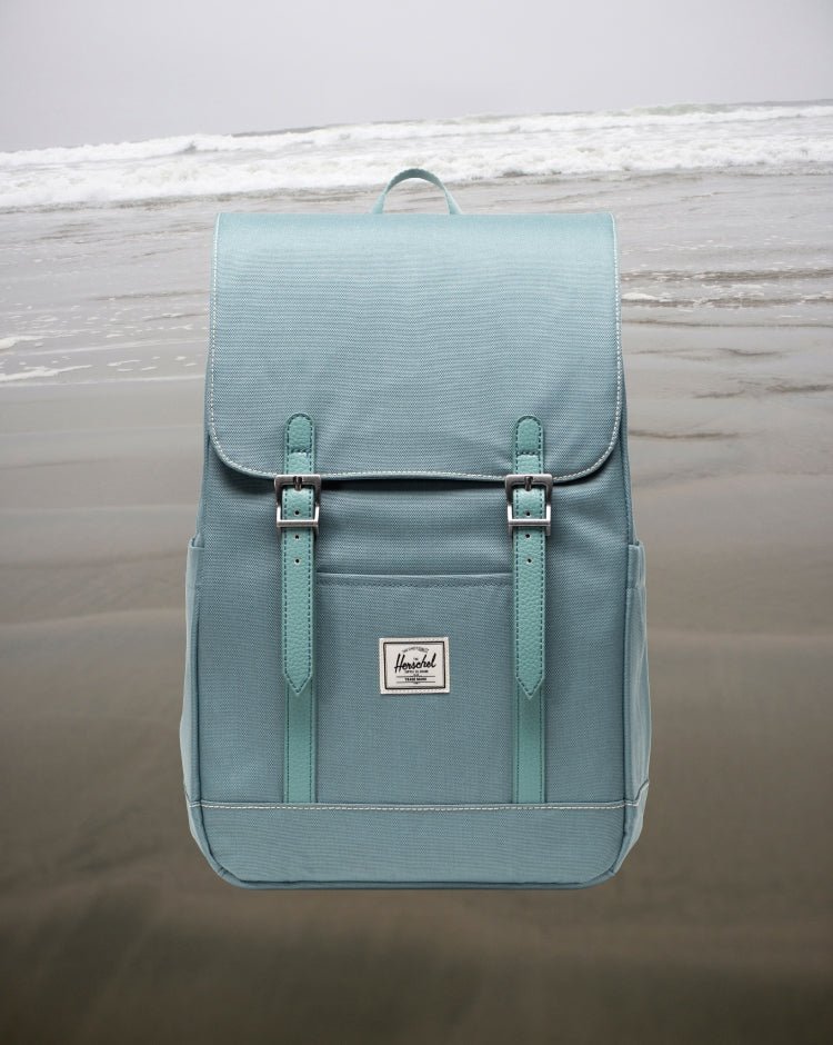 Herschel Retreat Small – fotografie modelu