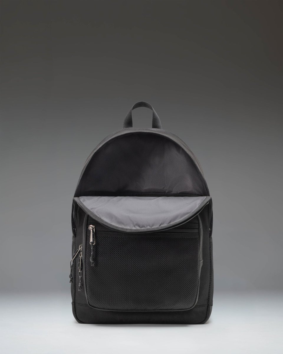 Herschel Kaine Varsity – pohled 4