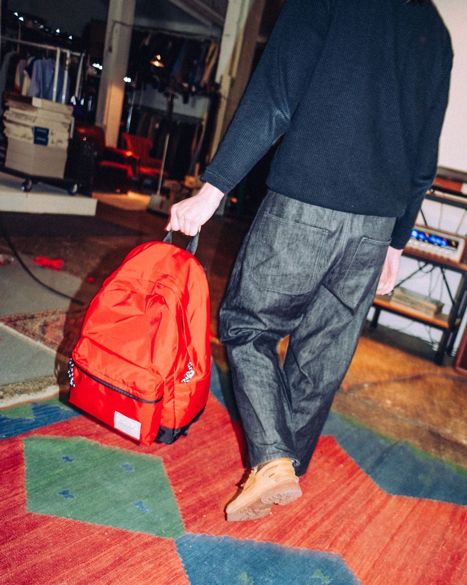 Herschel Classic XL Nylon – pohled 5