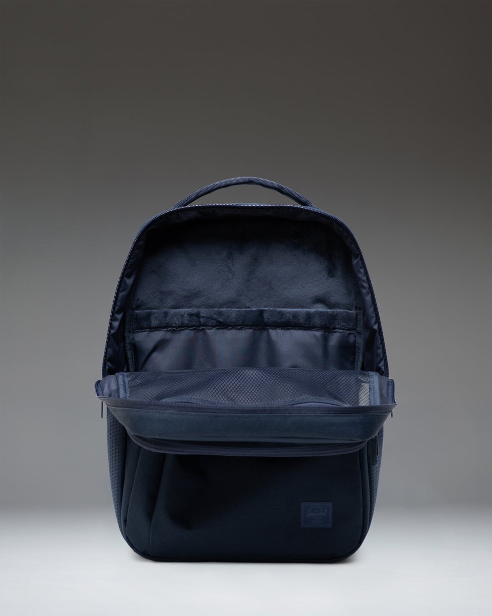 Herschel Kaslo Daypack Tech – pohled 5