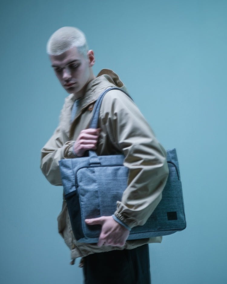 Herschel Kaslo Tote Tech – fotografie modelu