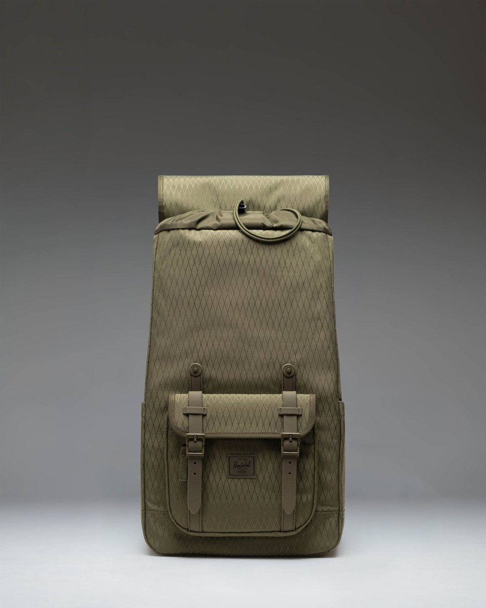 Herschel Little America – pohled 3