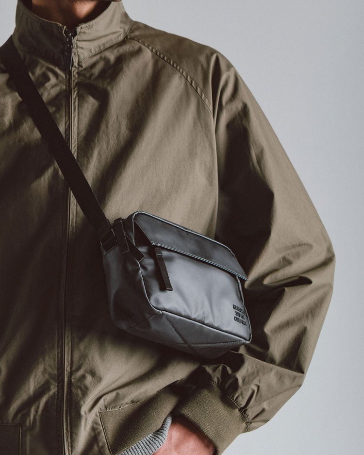 Herschel Alberni Crossbody Weather Resistant – fotografie modelu