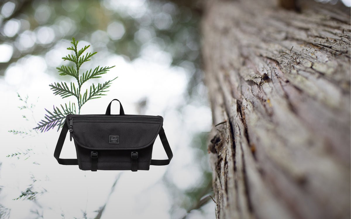 Herschel Cove Messenger Small – pohled 2
