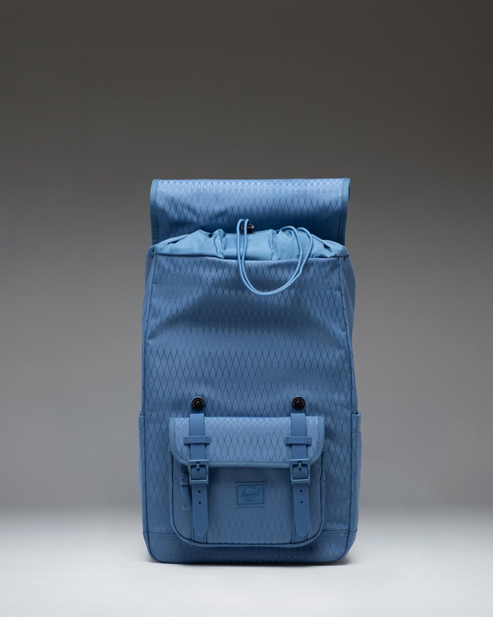 Herschel Little America Mid-Volume – pohled 3