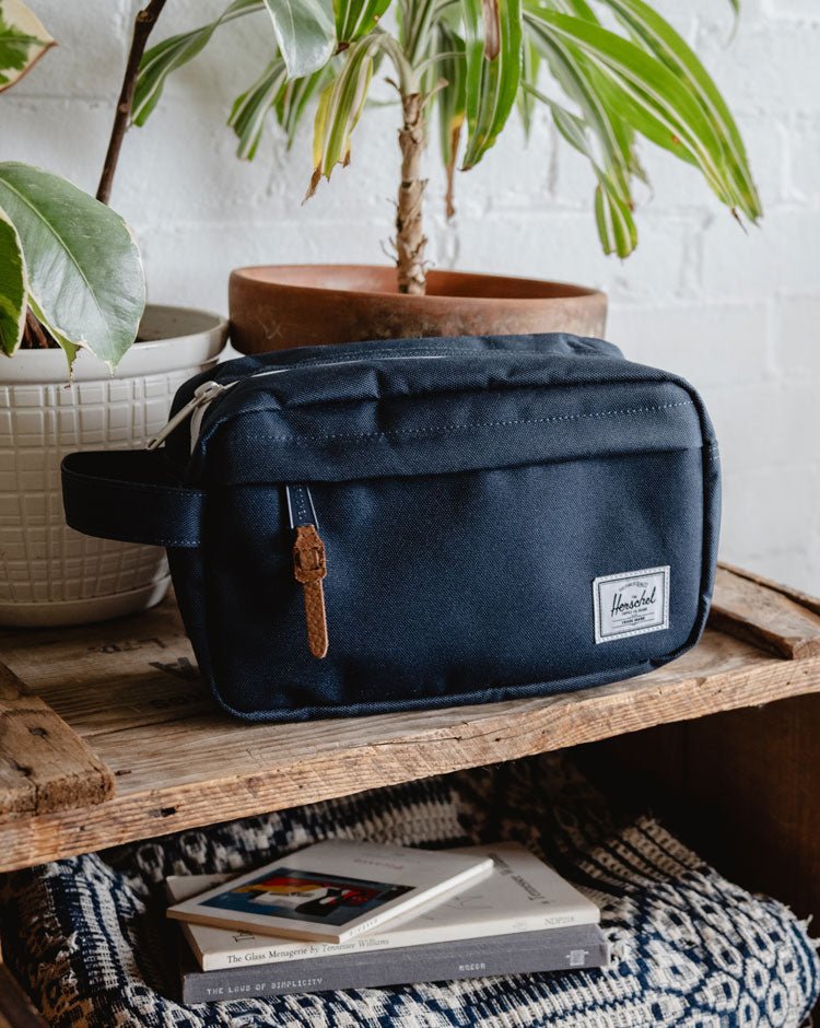 Herschel Chapter Travel Kit – fotografie modelu