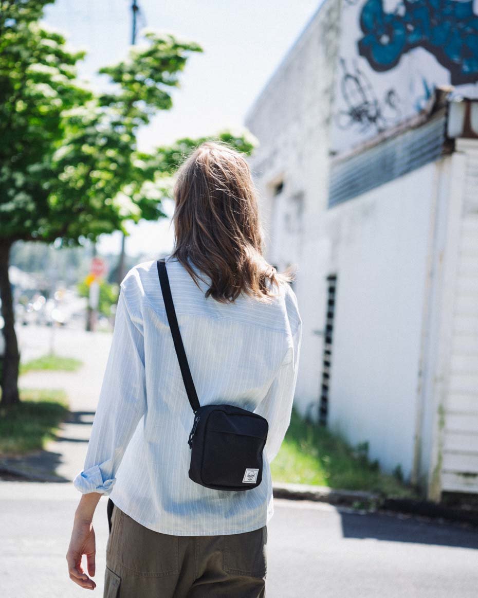 Herschel Classic Crossbody – pohled 6