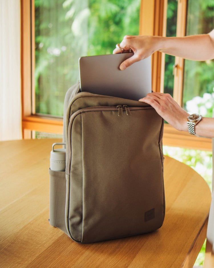 Herschel Kaslo Backpack Tech – fotografie modelu