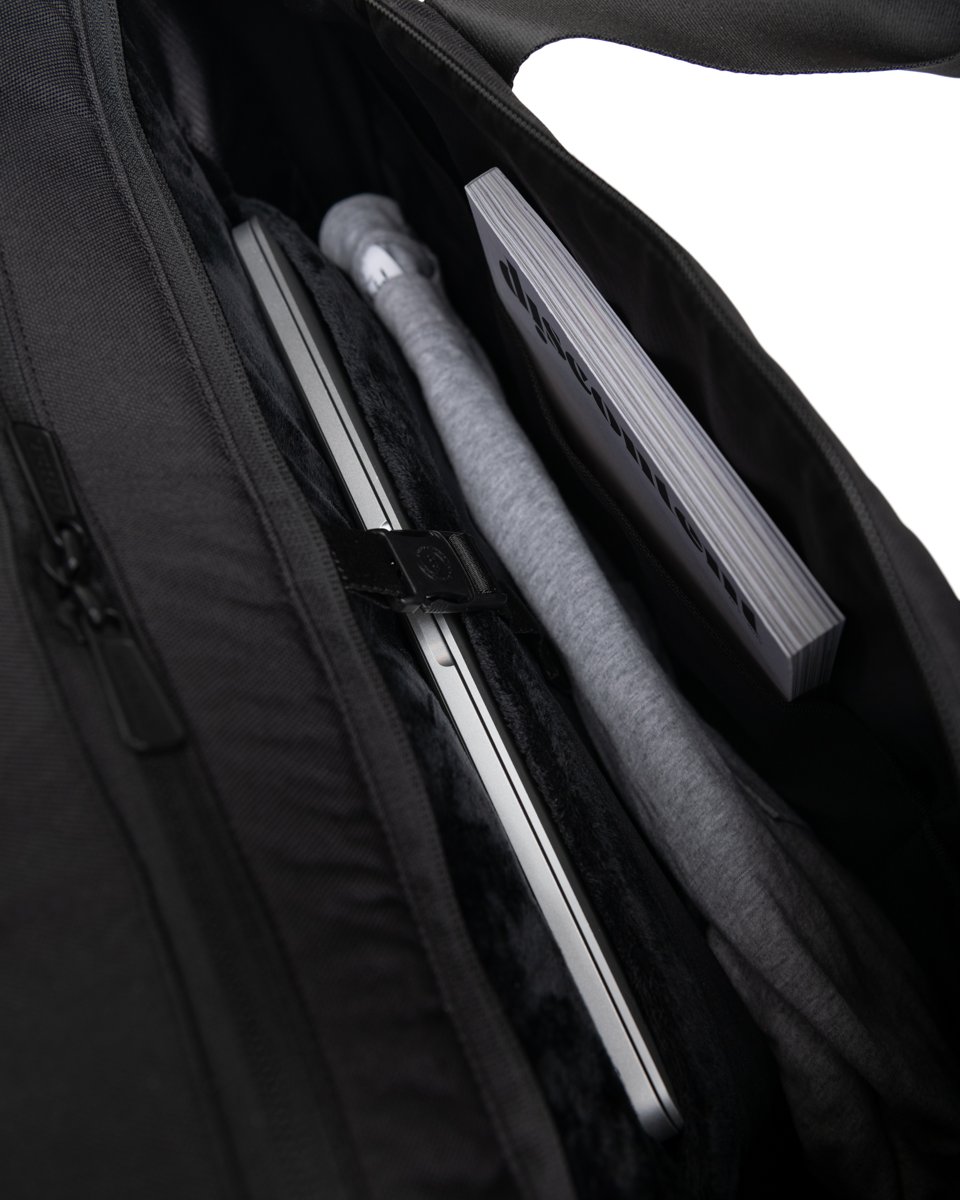 Herschel Novel Duffle Tech – Elektronika bez zbytečného hledání