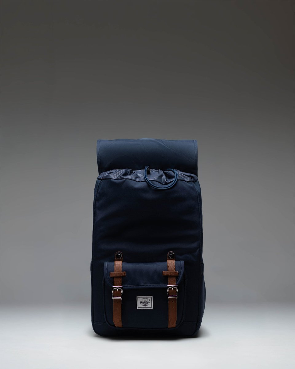 Herschel Little America Mid-Volume – pohled 4