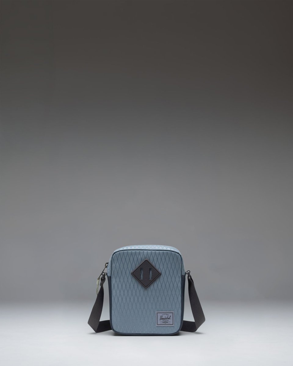 Herschel Heritage Crossbody – produktový pohled