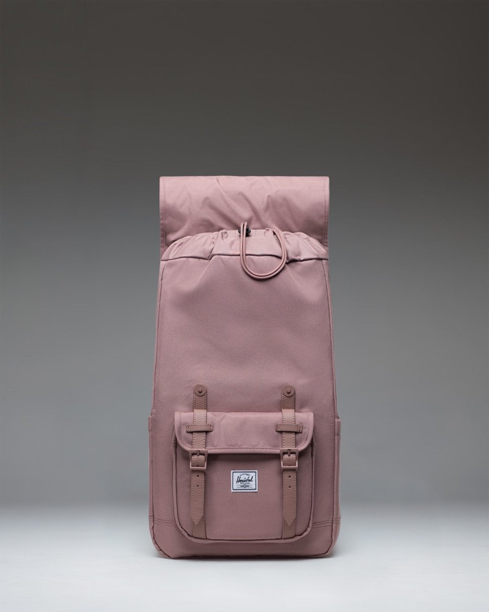Herschel Little America – pohled 4