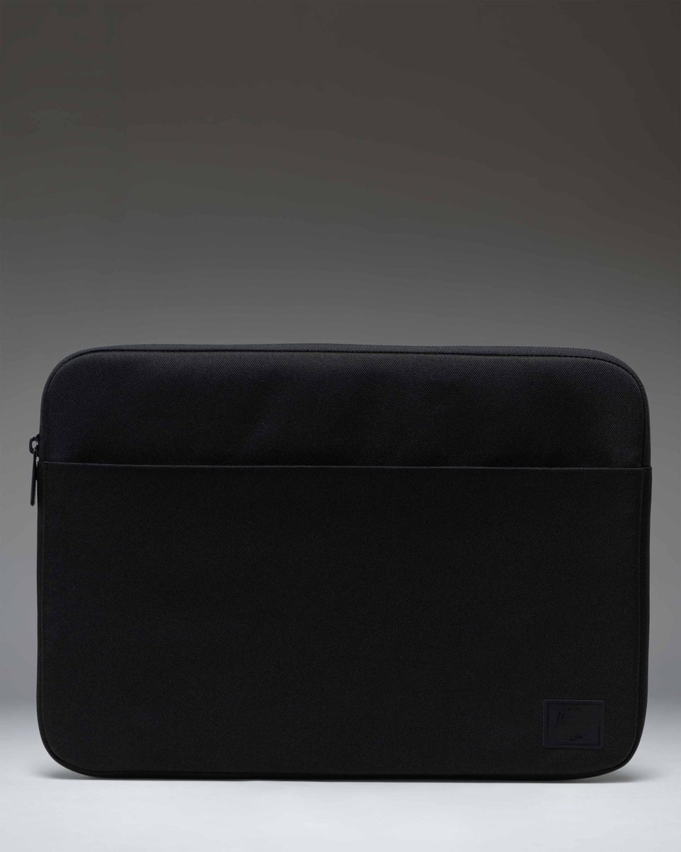 Herschel Denman Sleeve 15–16″ Tech – produktový pohled