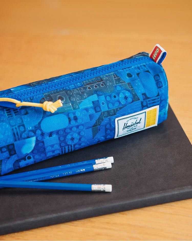 Herschel LEGO® Settlement Pencil Case Little Herschel – fotografie modelu