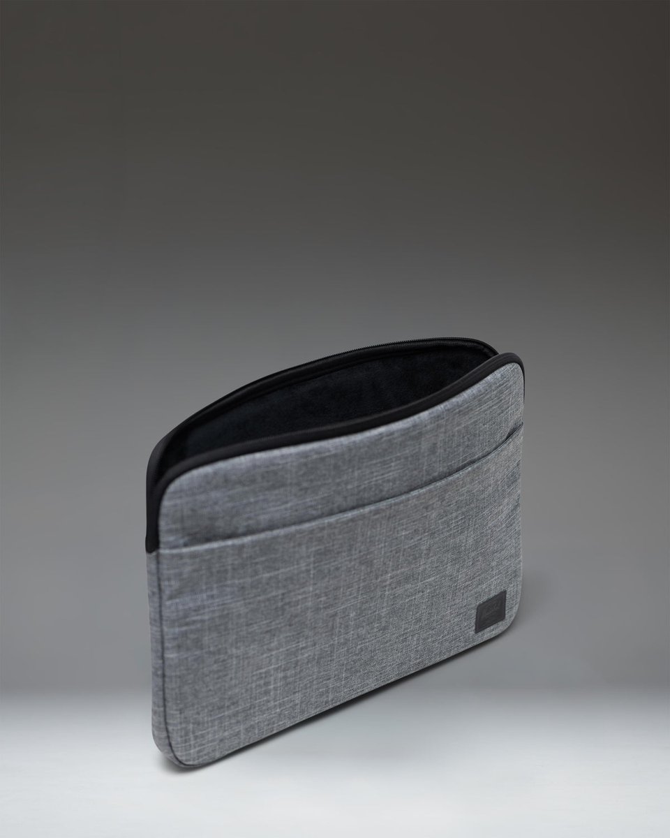Herschel Denman Sleeve 15–16″ Tech – pohled 3