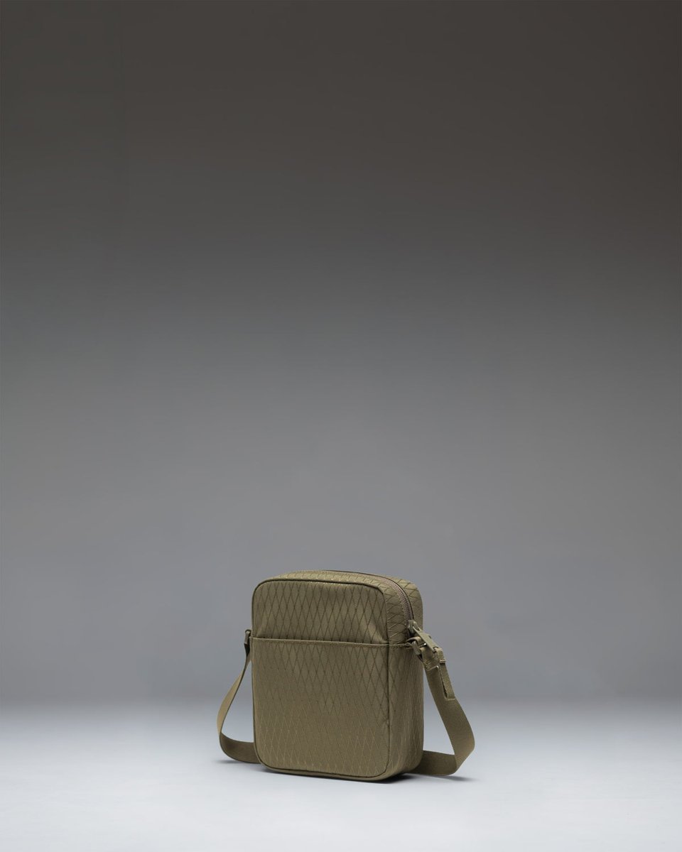 Herschel Heritage Crossbody – pohled 3