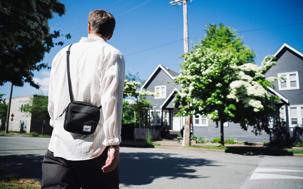 Herschel Classic Crossbody – pohled 2