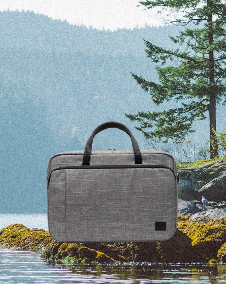 Herschel Bowen Convertible Travel Duffle Tech – fotografie modelu