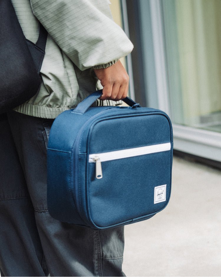Herschel Pop Quiz Lunch Box – fotografie modelu