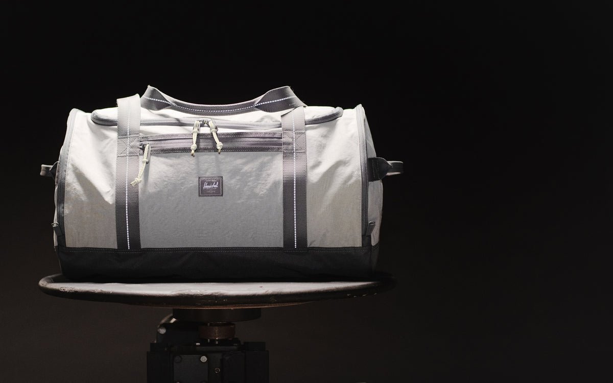 Herschel Kaine Ripstop Reflective Duffle – pohled 2