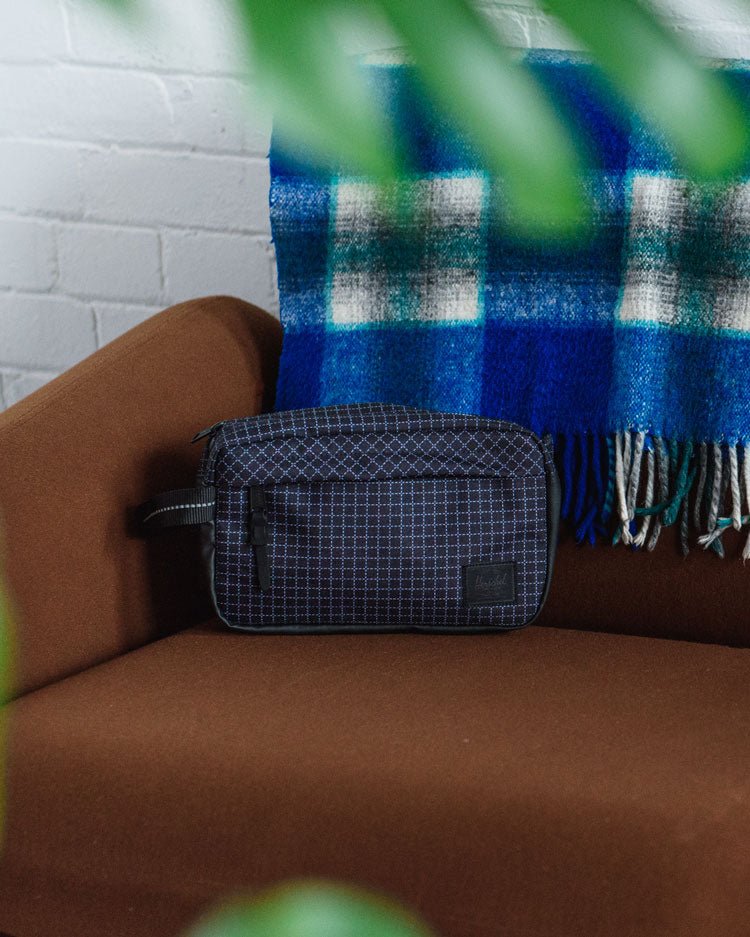 Herschel Chapter Travel Kit – fotografie modelu
