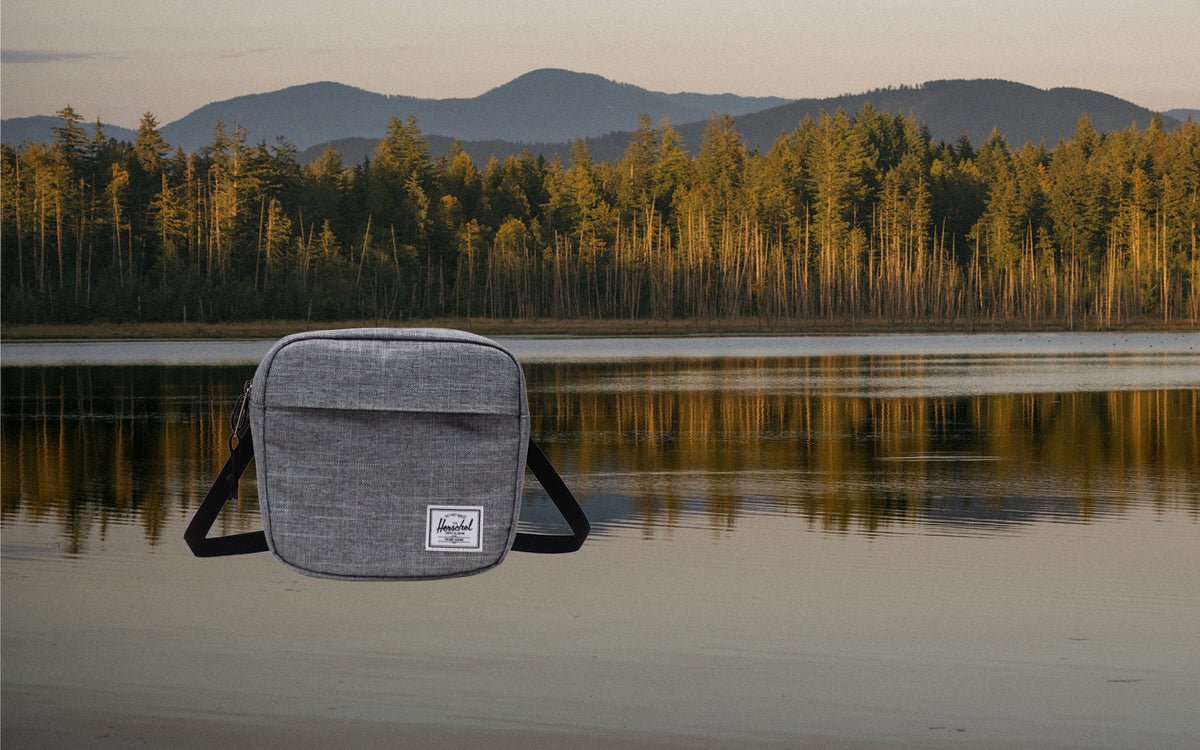 Herschel Classic Crossbody – pohled 2