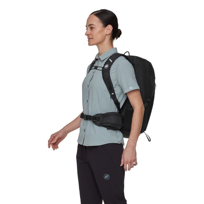Mammut Ducan 22 Women – Láhve dostupné po stranách