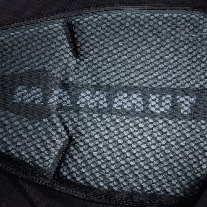 Mammut Lithium 40 – Tvarované kontaktní polstrování