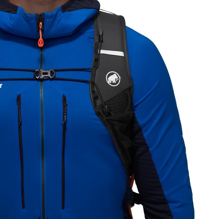 Mammut Trion 28 – Kapsy přímo na ramenních popruzích