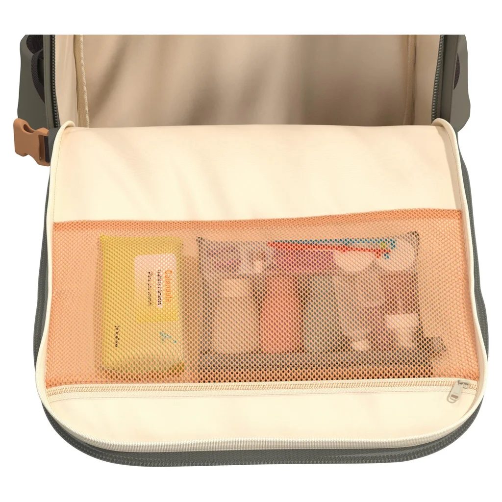CabinZero Classic Pro 42L