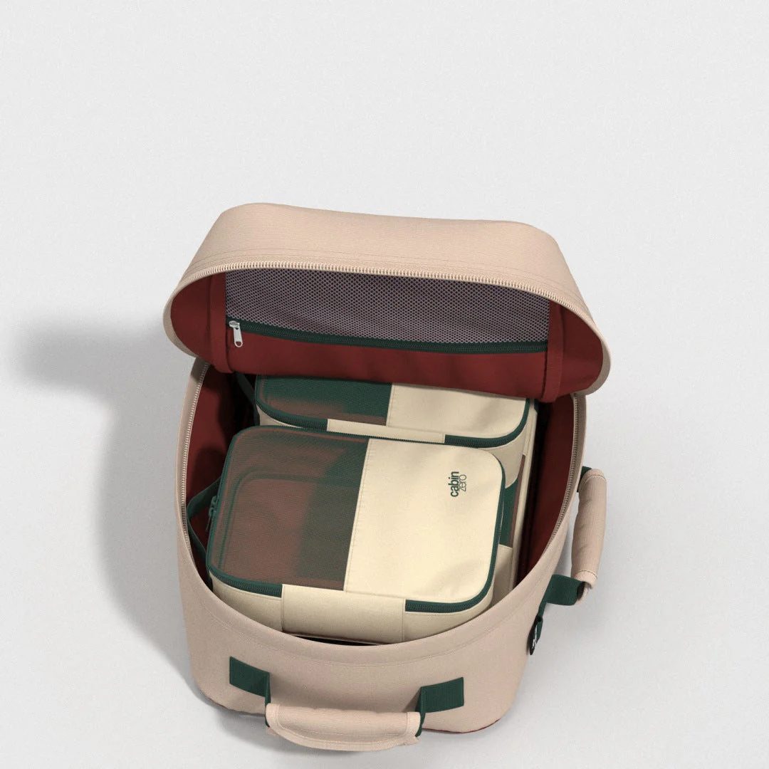 CabinZero Classic 28L packing