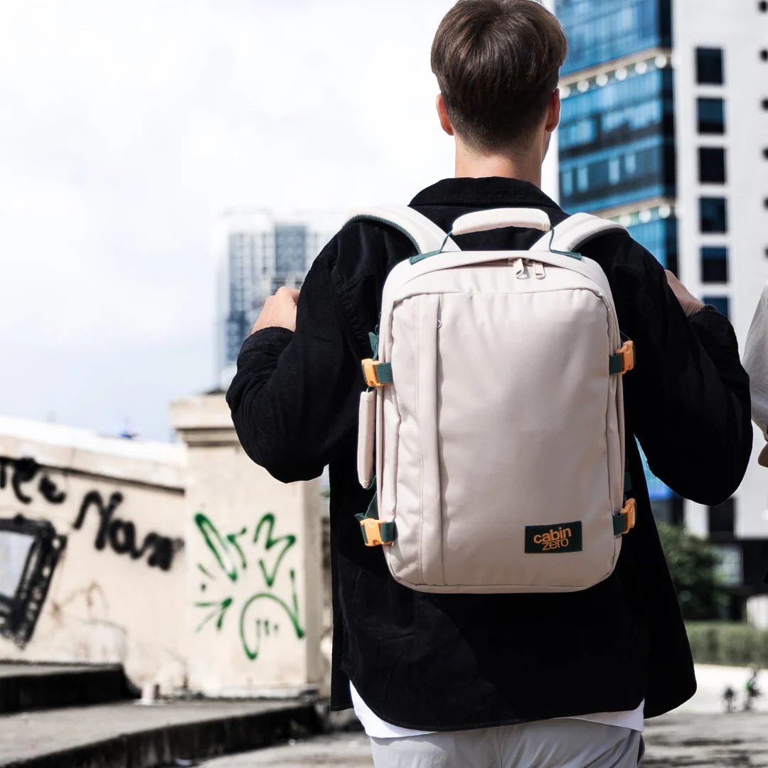 CabinZero Classic 28L