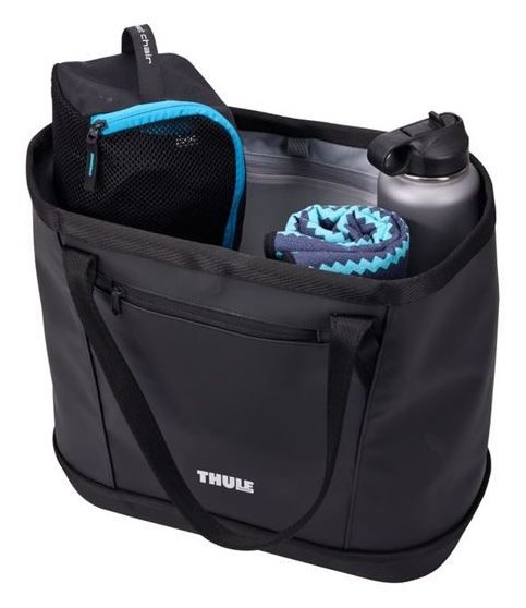 Thule Chasm 30 l prostorná konstrukce
