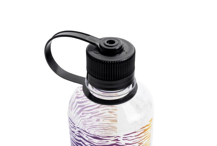 Nalgene Narrow Mouth Animal Print 500 ml – Úzký otvor, víčko na poutku