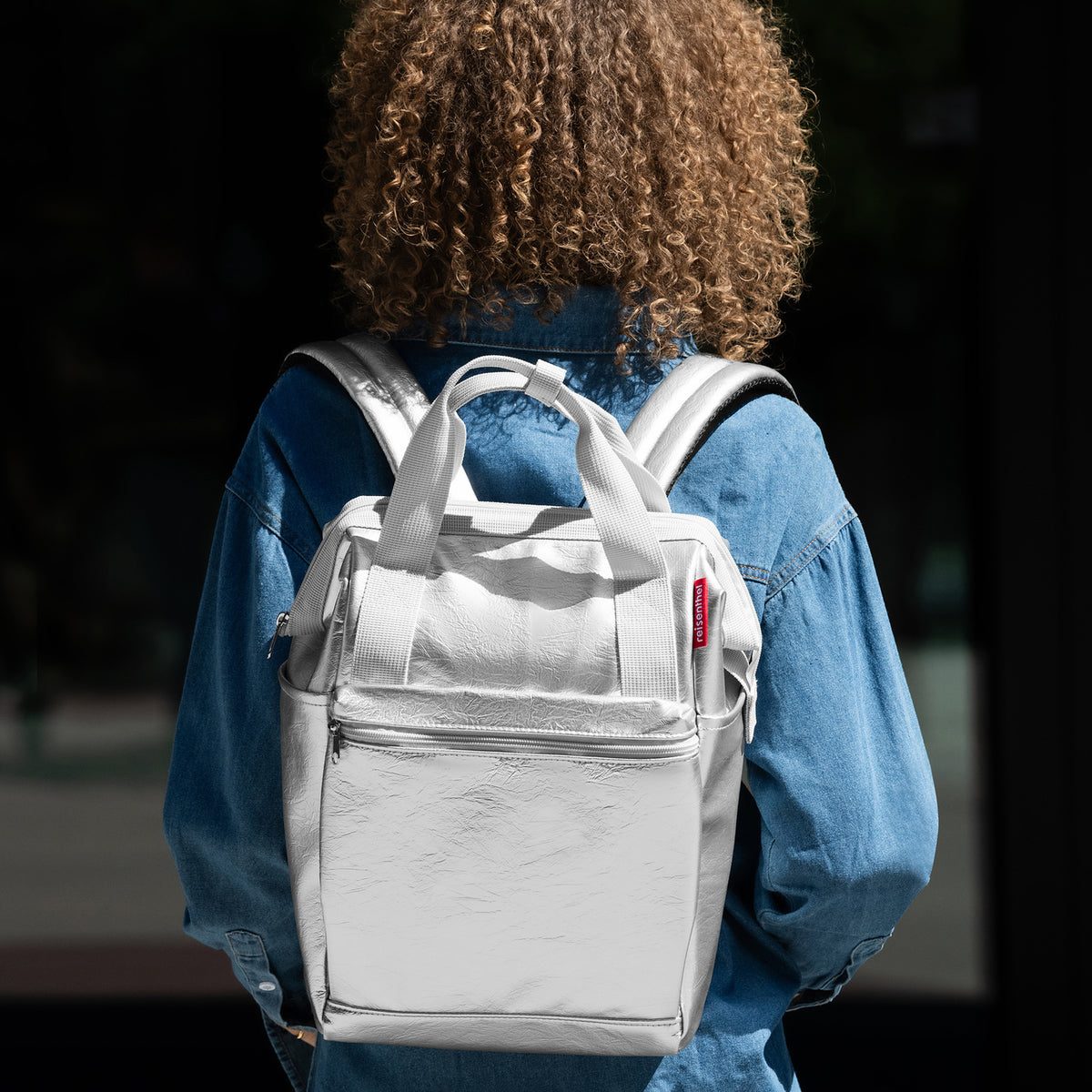 Reisenthel Allrounder R Silver crackle 15l – lifestyle fotografie