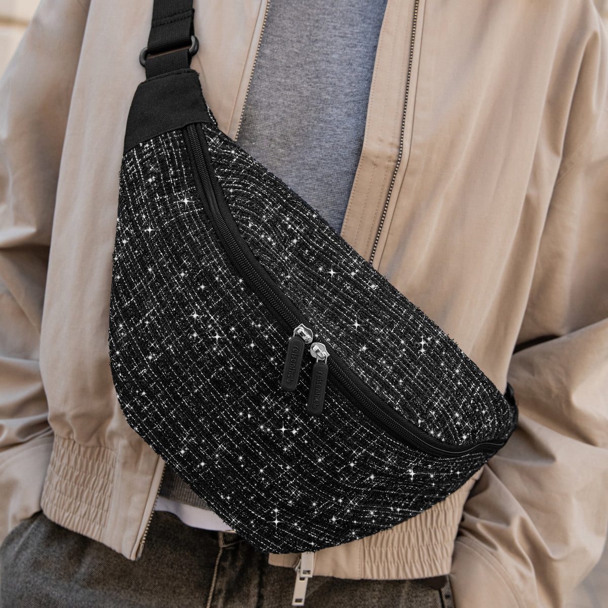 Reisenthel City Beltbag Boucle Black – lifestyle fotografie